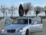 Mercedes E 200-5
