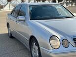 Mercedes E 200-10