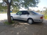 Mercedes E 230-4
