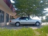 Mercedes E 230-3