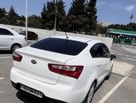 Kia Rio-5