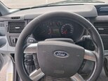 Ford Transit-13