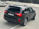 Kia Sorento-4