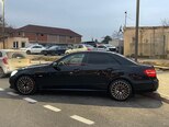Mercedes E 200-5