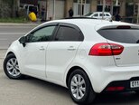 Kia Pride-9