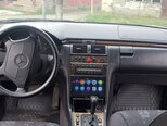 Mercedes E 240-5