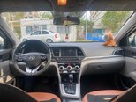 Hyundai Elantra-9