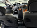 Mercedes E 220-11