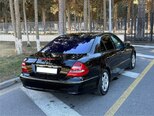 Mercedes E 240-6