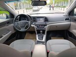Hyundai Elantra-3