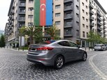 Hyundai Elantra-7