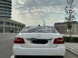 Mercedes E 200-2