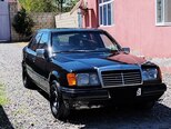 Mercedes 300 D-1
