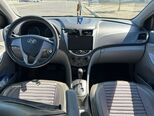 Hyundai Accent-5