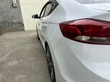 Hyundai Avante-11