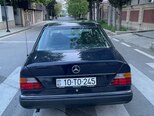 Mercedes 230 E-5