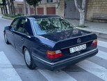 Mercedes 230 E-6