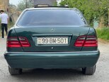 Mercedes E 240-12