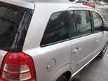 Opel Zafira-9