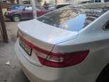 Hyundai Azera-5
