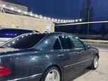 Mercedes E 240-2