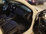 Chrysler 200-7