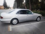 Mercedes E 240-2