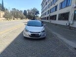 Hyundai Elantra-4