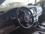 Kia Carnival-7