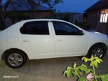 Renault Logan-3