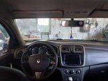 Renault Logan-6