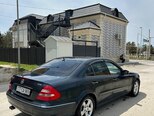 Mercedes E 270-5