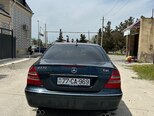 Mercedes E 270-6