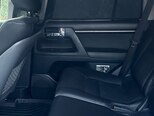 Toyota Land Cruiser-17
