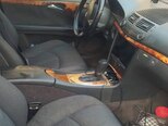 Mercedes E 270-8