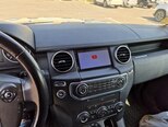 Land Rover Discovery-10