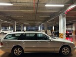 Mercedes E 240-4