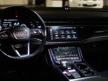 Audi Q7-11