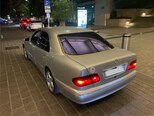 Mercedes E 270-10