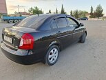 Hyundai Accent-9