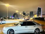 Mercedes E 280 4MATIC-5