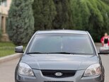 Kia Rio-1