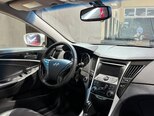 Hyundai Sonata-15