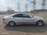 Mercedes E 270-3