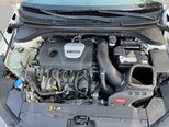 Hyundai Elantra-12