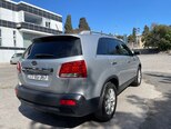 Kia Sorento-9