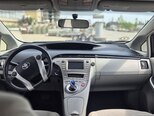 Toyota Prius-7