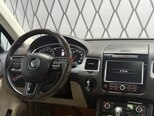 Volkswagen Touareg-9