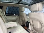 Volkswagen Touareg-10