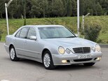 Mercedes E 240-4